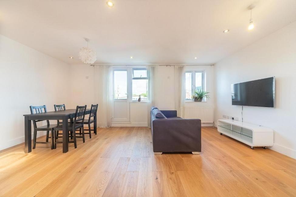 Lovely Penthouse Near Canary Wharf Londres Exterior foto