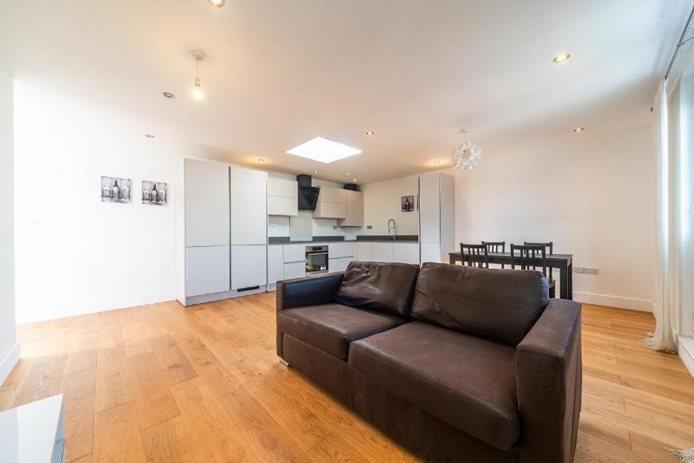 Lovely Penthouse Near Canary Wharf Londres Exterior foto